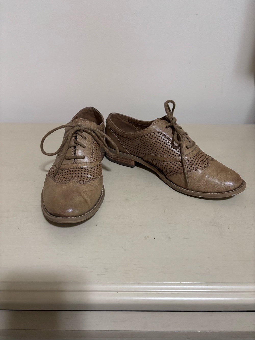 Melrose and Market Tan Perforated Leather Lace-Up Flats